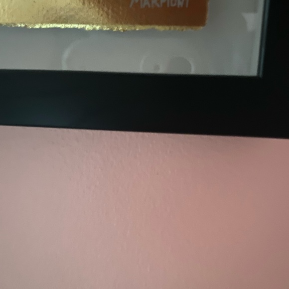 Picture Of Women With Flowers - Picture 3 of 5